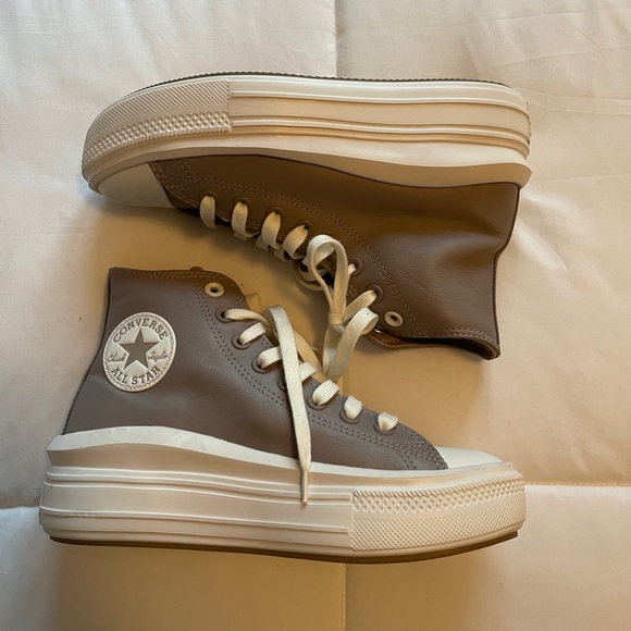 Converse Shoes - Women’s platform converse